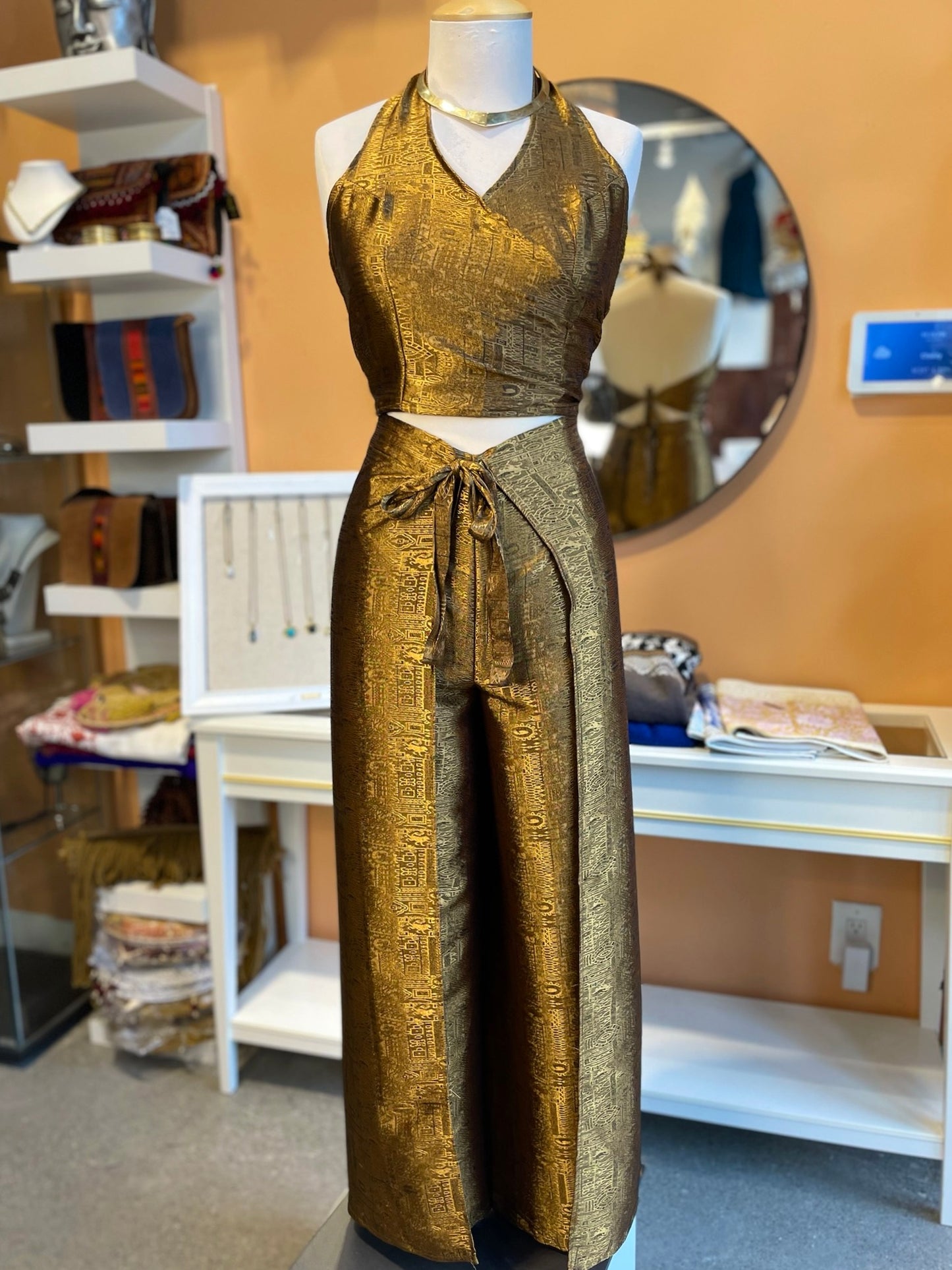 Gold Thai Silk Set