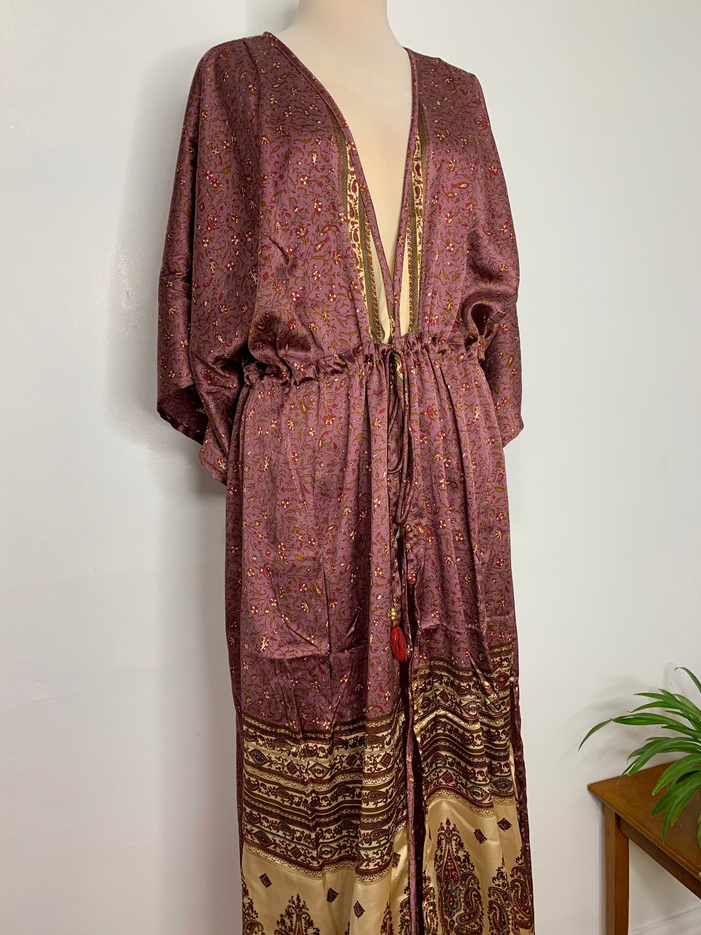 Netra Cold Shoulder Kimono